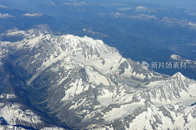 阿尔卑斯山的勃朗峰