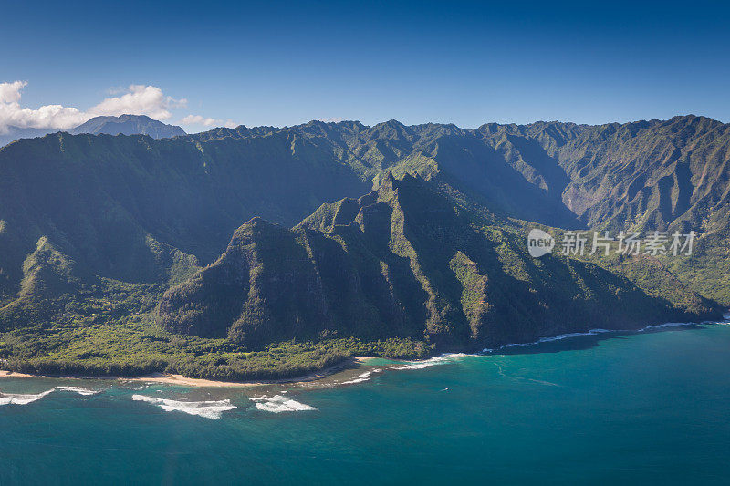 鸟瞰图纳帕里海岸，考艾岛，夏威夷