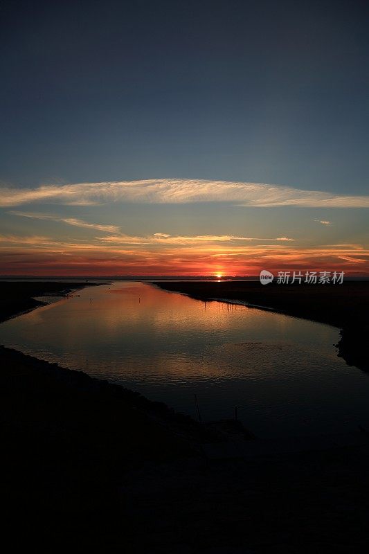 卡默斯鲁森瓦登海瓦德哈韦的日落