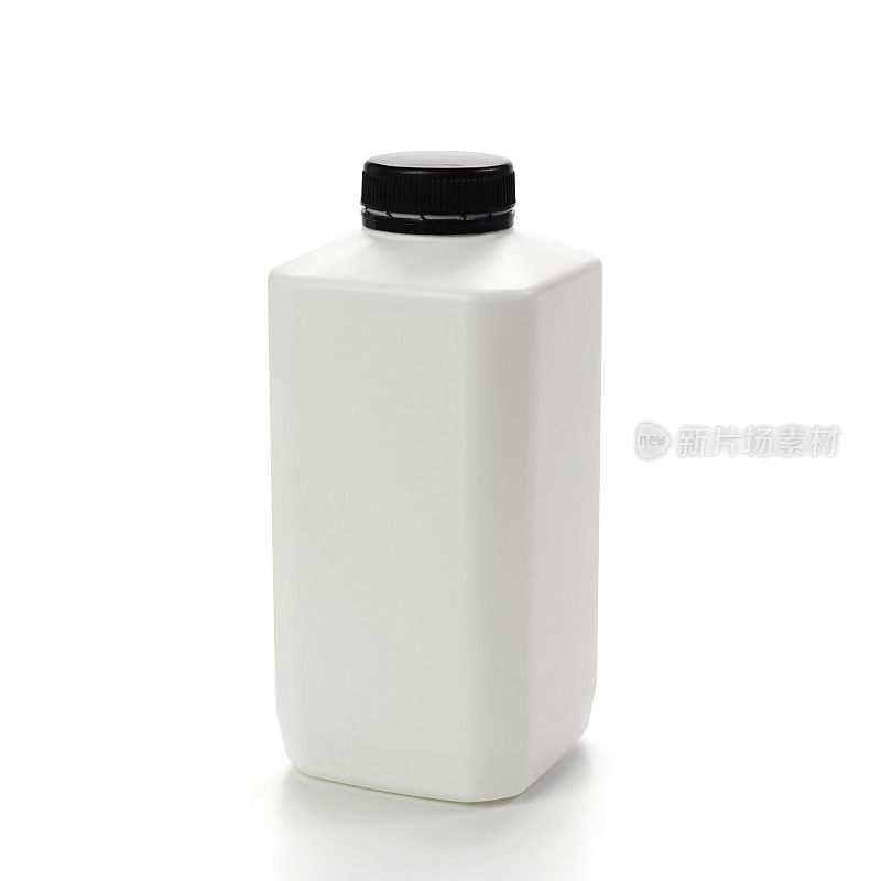 白色瓶子与黑色盖孤立在白色背景