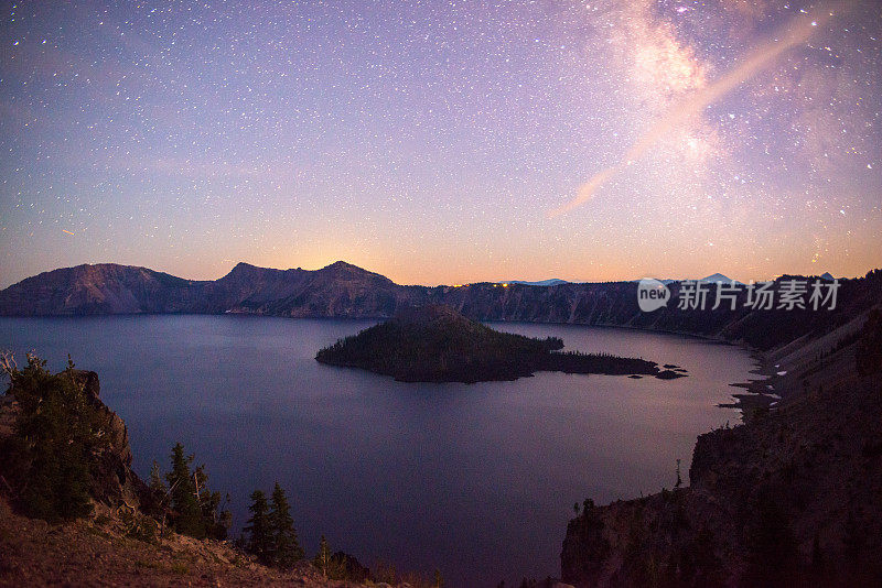 火山口湖和巫师岛