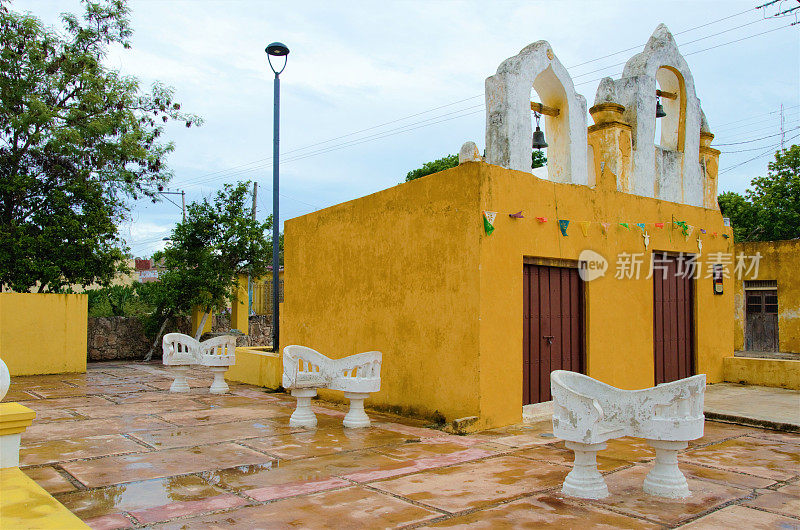 位于墨西哥尤卡坦半岛伊扎马尔的圣十字教堂