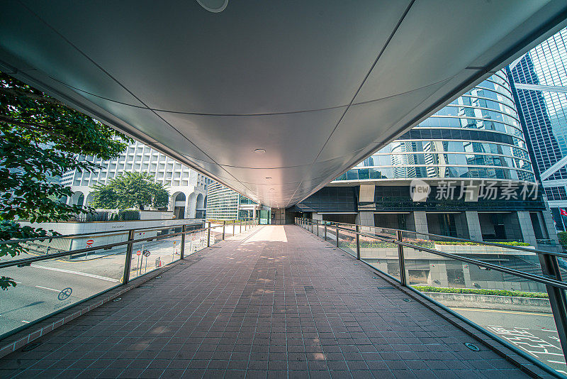 通往香港中环的行人天桥