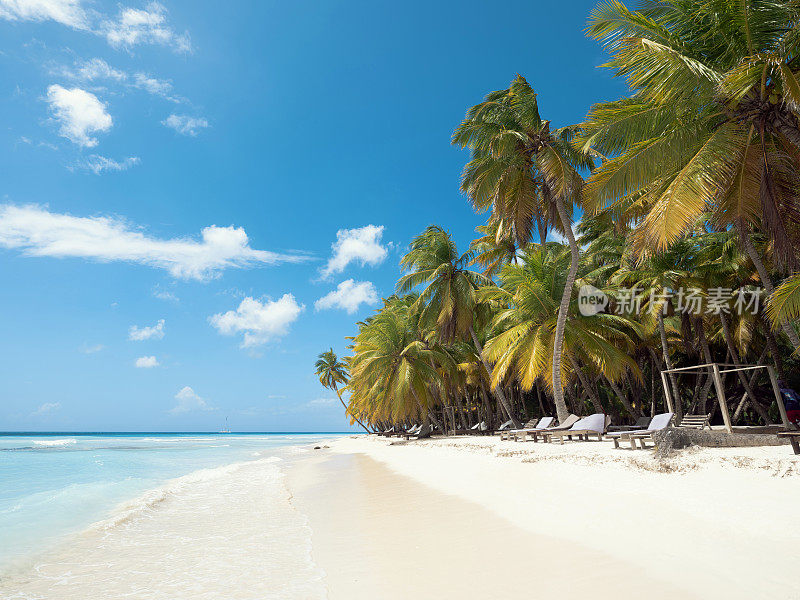 多米尼加共和国，桑纳岛，加勒比海的热带海滩