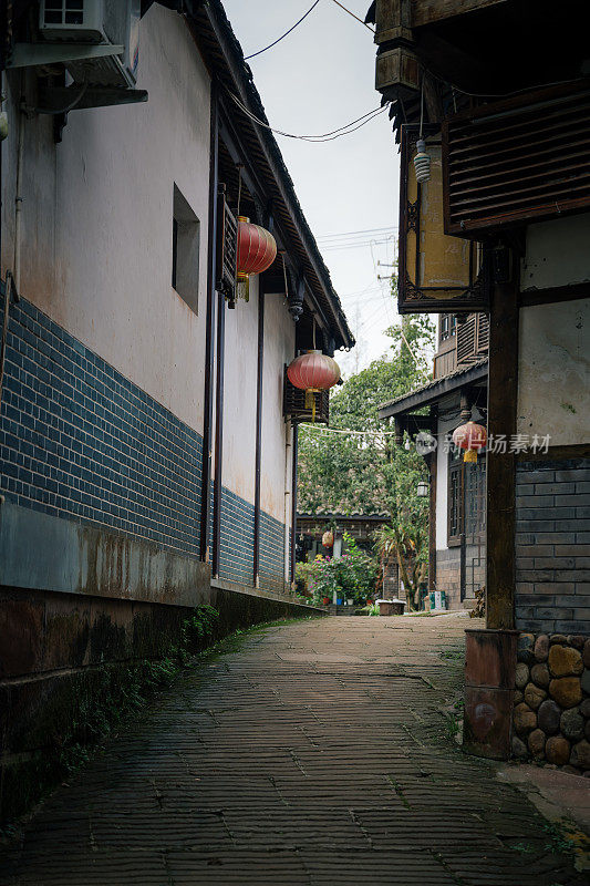 石板路