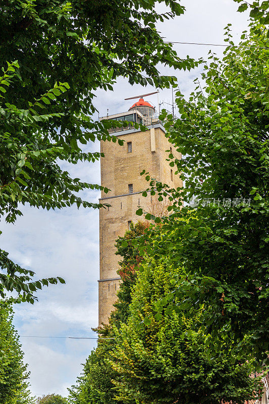 瓦登西Terschelling岛上的Brandaris灯塔