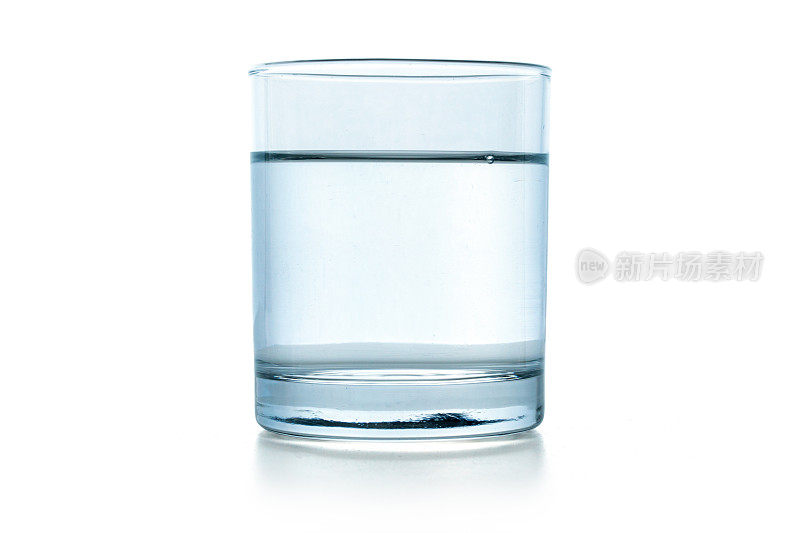 水杯-孤立在白色背景上