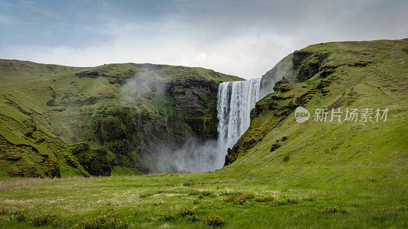 冰岛斯科加瀑布景观全景斯科加河苏德兰Skógafoss