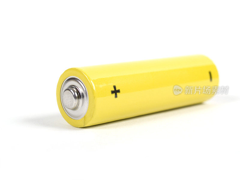 黄色电池，正极朝外