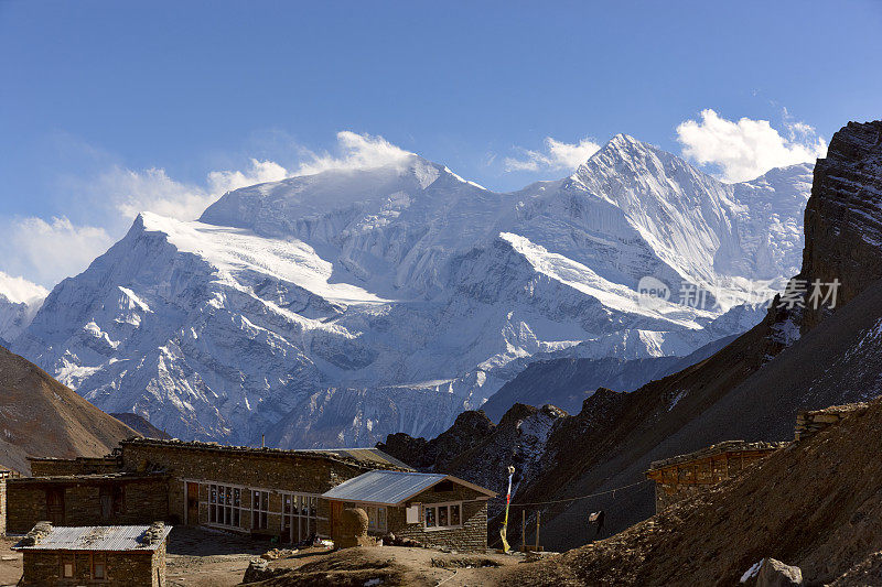 珠穆朗玛峰。安纳普尔纳峰。道拉吉里。Lhotse。尼泊尔的动机