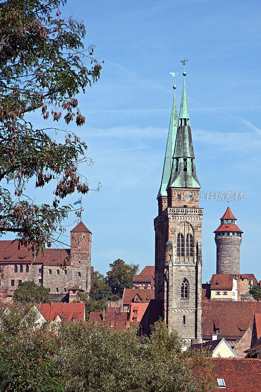 纽伦堡西巴尔德斯教堂与城堡