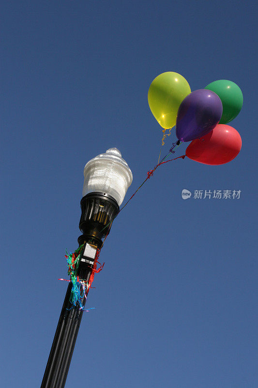 气球和灯柱