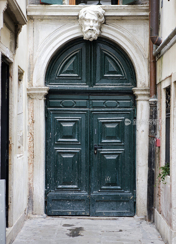 破旧的门――威尼斯