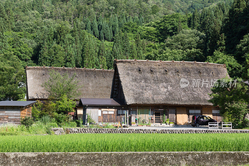 日本的世界遗产白川湖