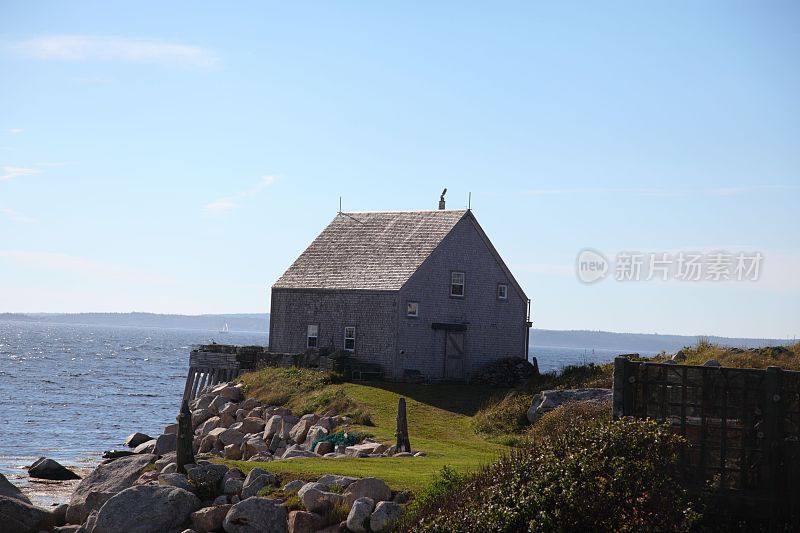 佩吉斯湾一栋建筑的风景