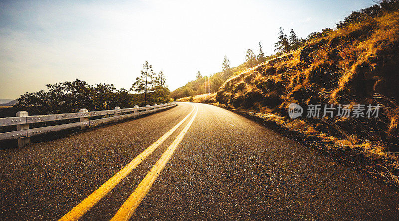 在俄勒冈的道路上