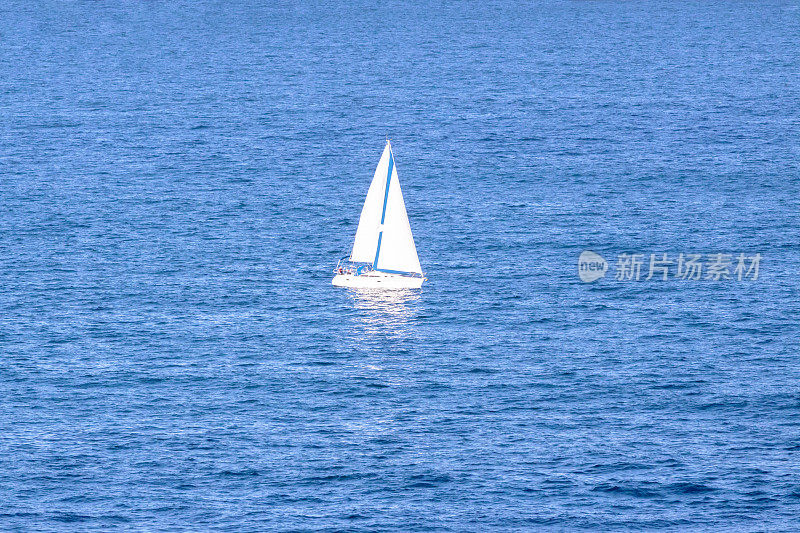 帆船和海洋，拷贝空间