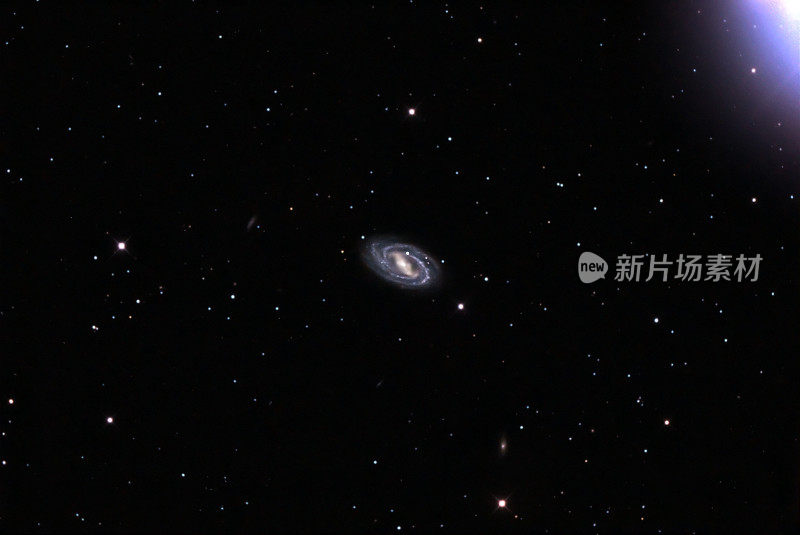 北斗七星中的旋涡星系