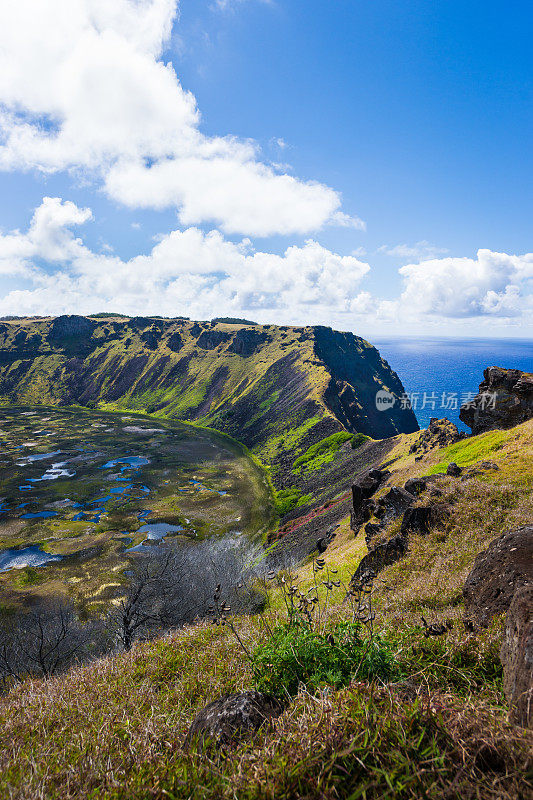 智利复活节岛上的拉诺考火山火山口