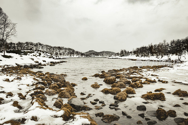 挪威Vesteralen岛冬天的雪景