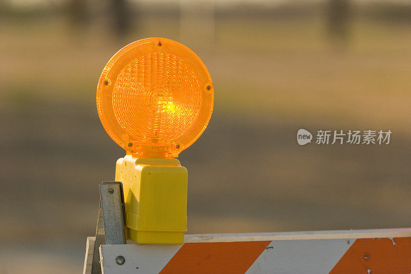 道路路障用光