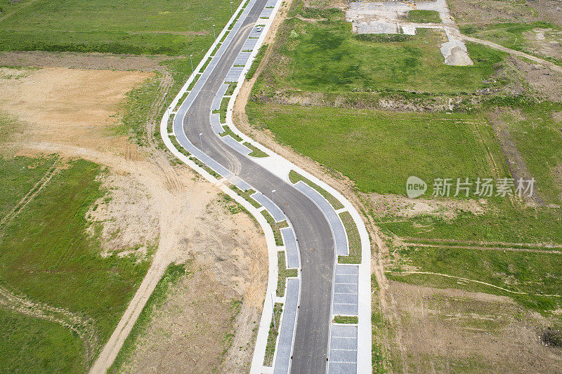 新建道路及停车场鸟瞰图