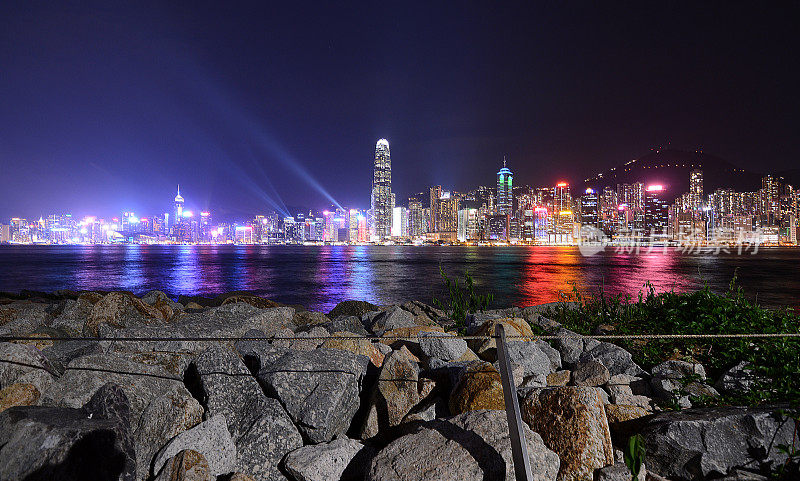 夜晚的香港岛天际线
