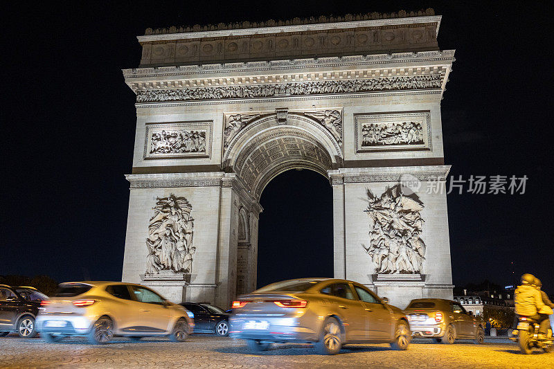 巴黎的胜利门。凯旋门和香榭丽舍大街。
