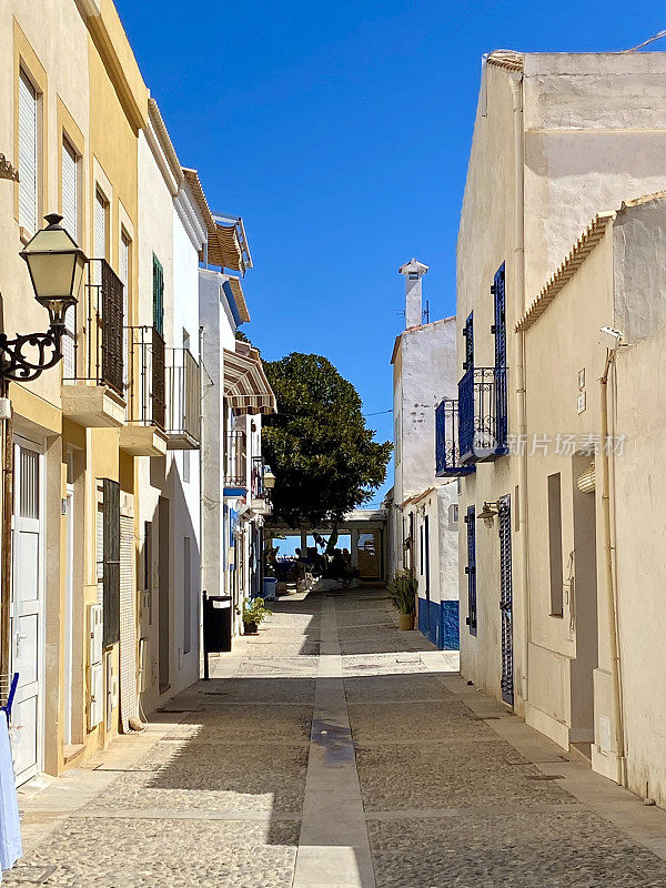 西班牙-塔巴卡岛-老城区的小巷子