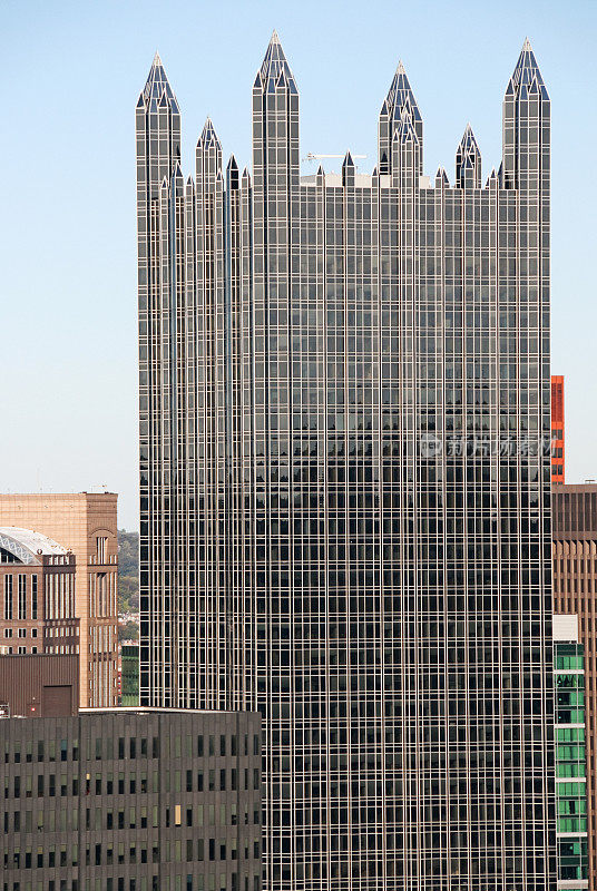 匹兹堡市中心的办公楼