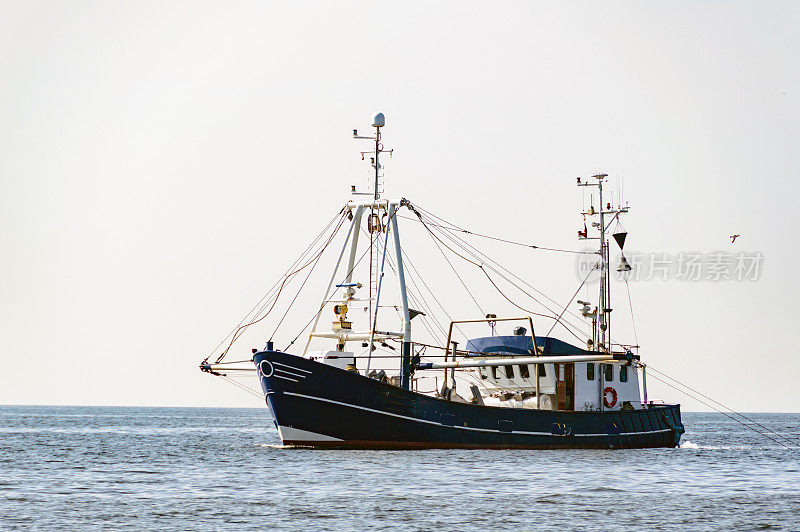德国鱼拖网渔船