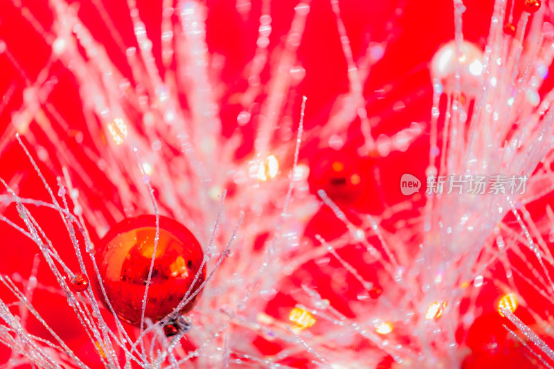 圣诞闪光和银色装饰用红色抽象(P)