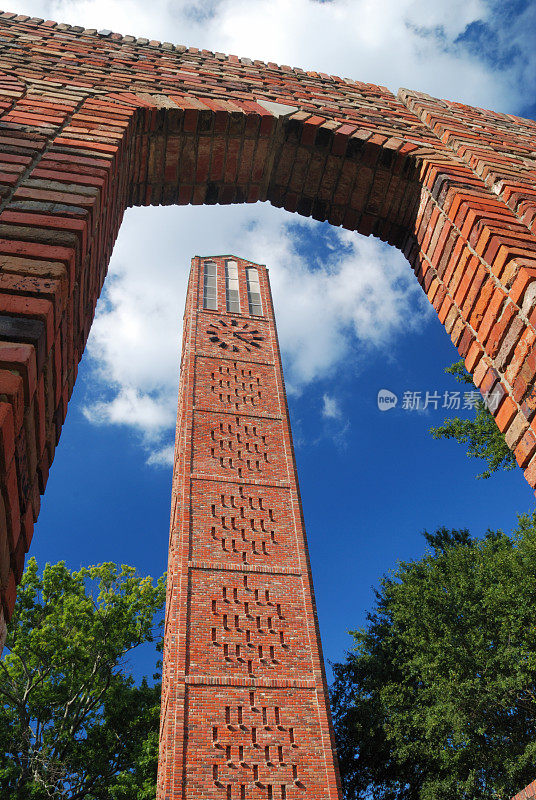密西西比州立大学的钟楼