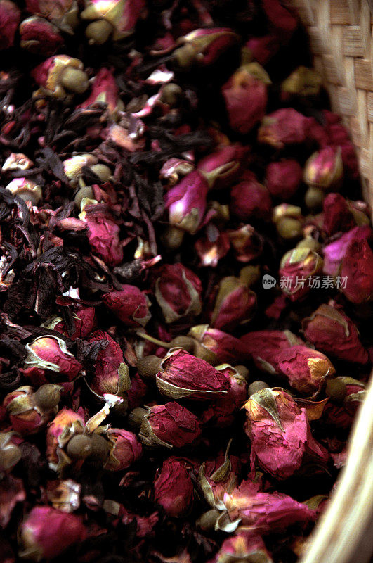 保存玫瑰花蕾茶饮