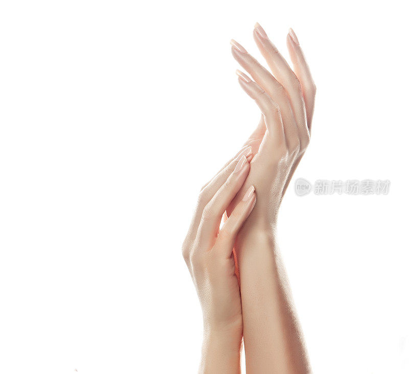 优雅优雅的双手，纤细优雅的手指相互触碰。