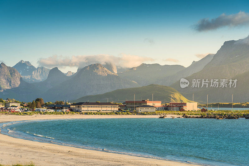 挪威，挪威罗浮敦群岛的日落风景