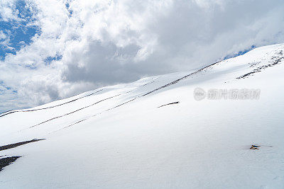 奥索尔诺火山在智利湖区-瓦拉斯港，智利