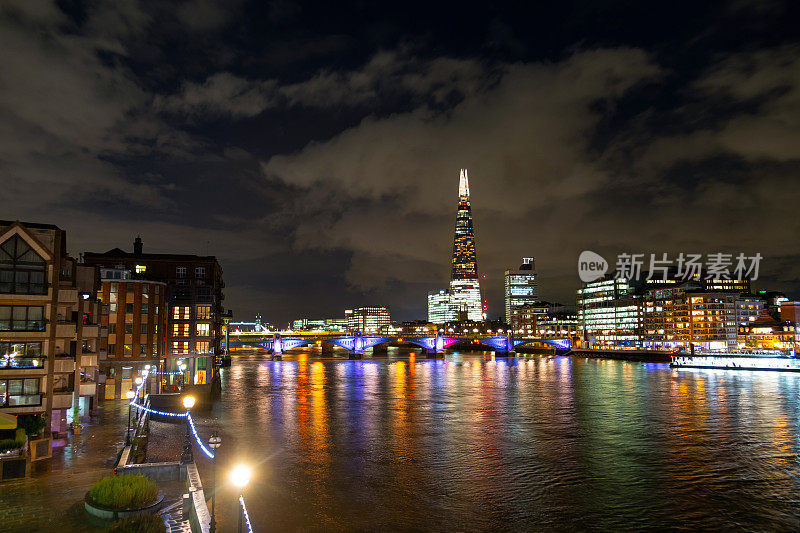 碎片大厦夜景，伦敦，英国