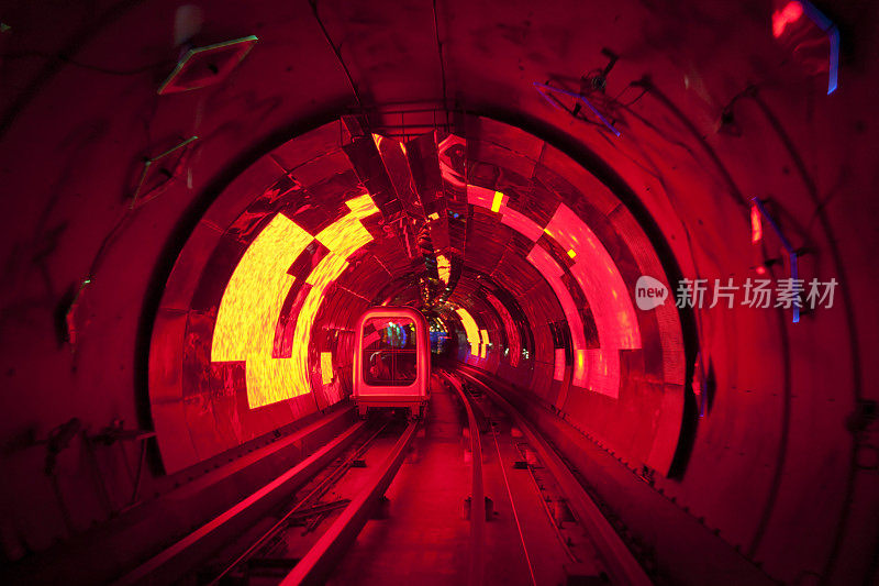 上海河底观光隧道