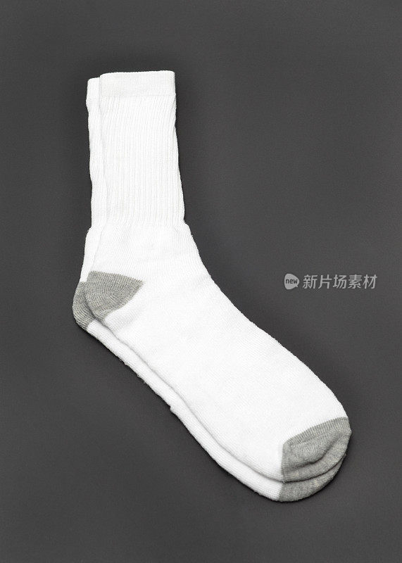 白色运动袜