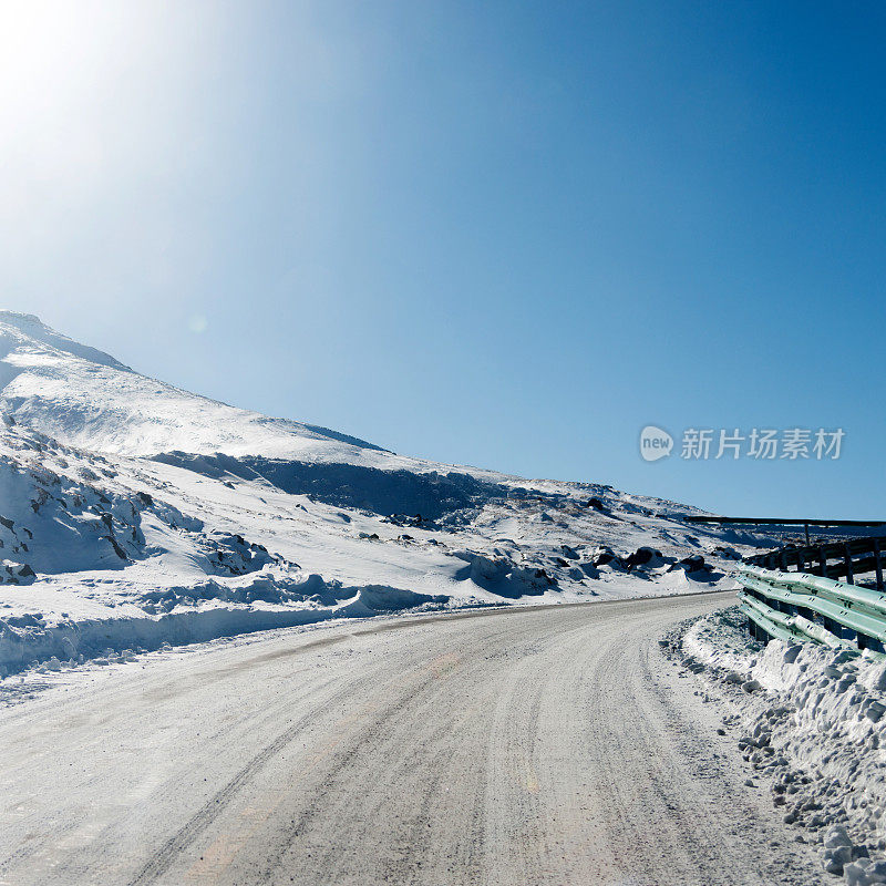 冬天的山路