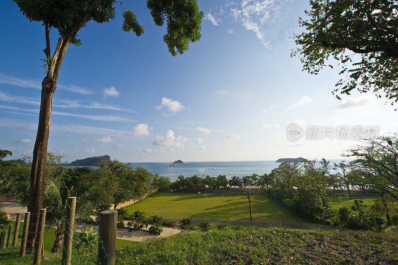 海岸外的岛屿