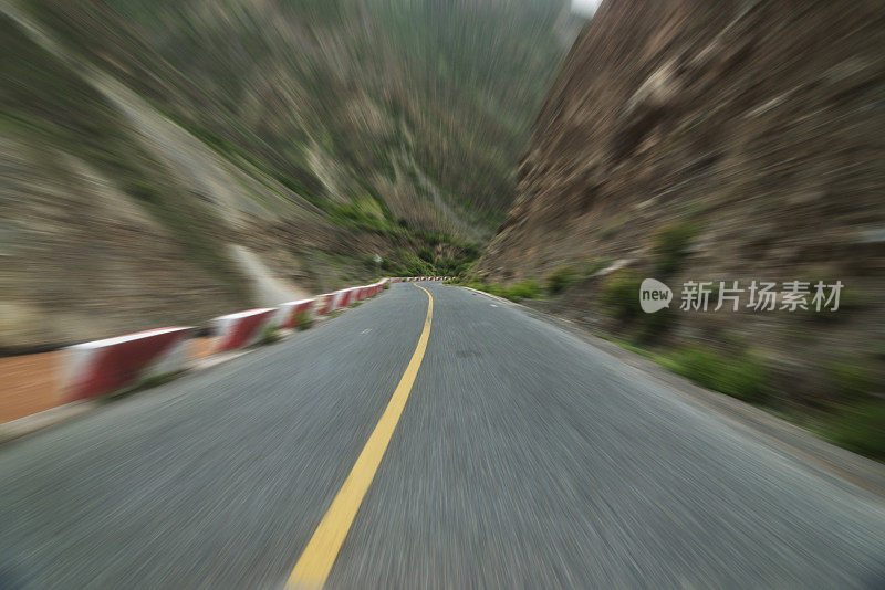 高速公路的背景