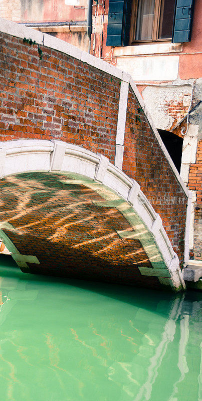 意大利威尼斯运河上的桥