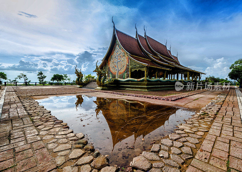 诗琳通神庙，艺术，泰国，公共公共