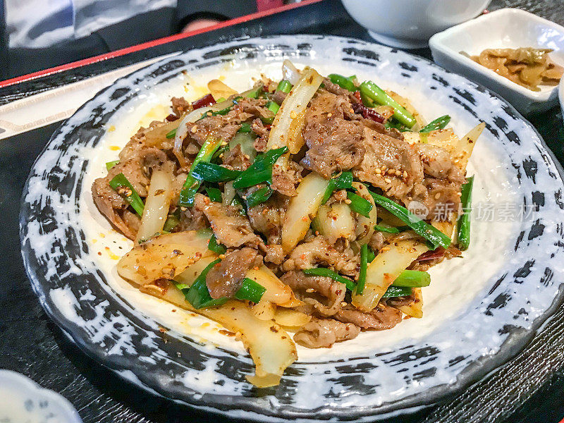 孜然羊肉午餐