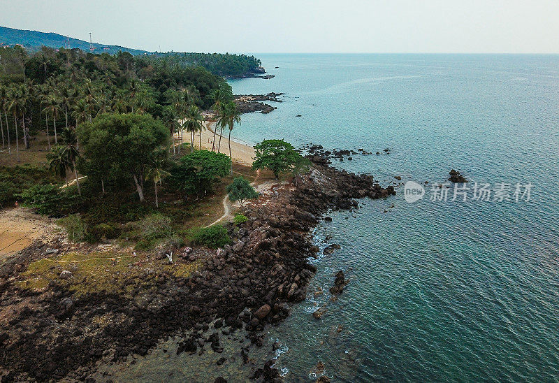 泰国甲米省的兰大岛海岸线