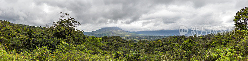 阿雷纳尔火山和雨林，哥斯达黎加