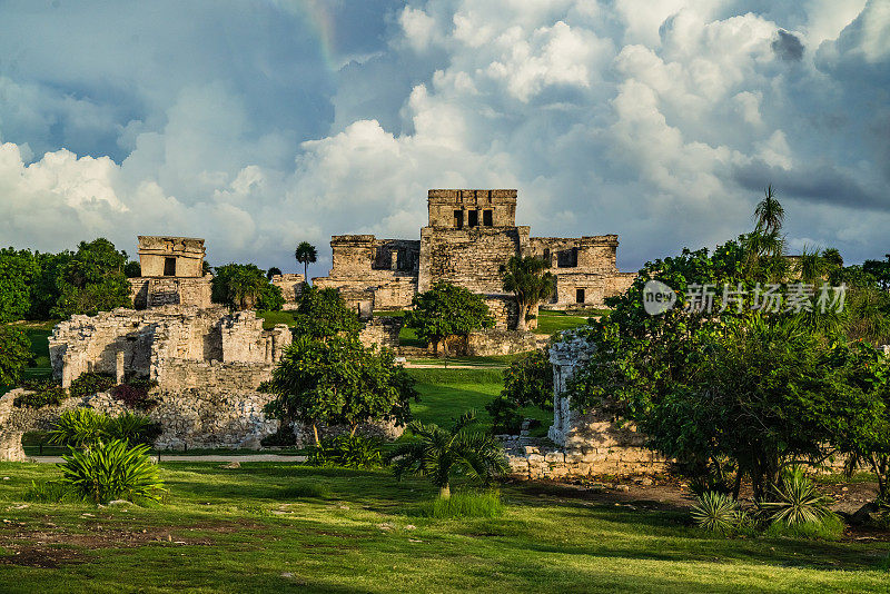 墨西哥图卢姆-玛雅遗址-卡斯蒂略要塞