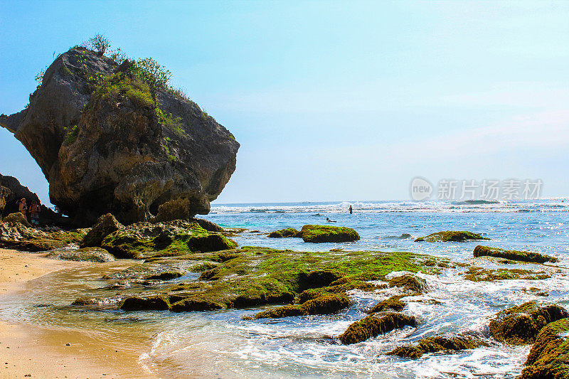 苏鲁班海滩，“蓝点海滩”，巴厘岛，印度尼西亚库存照片